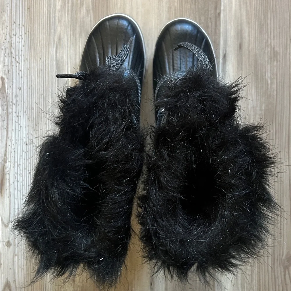 NWOT Sorel Kid's Tofino II Tall Hiking Boots with Faux Fur-Trim Black Quarry